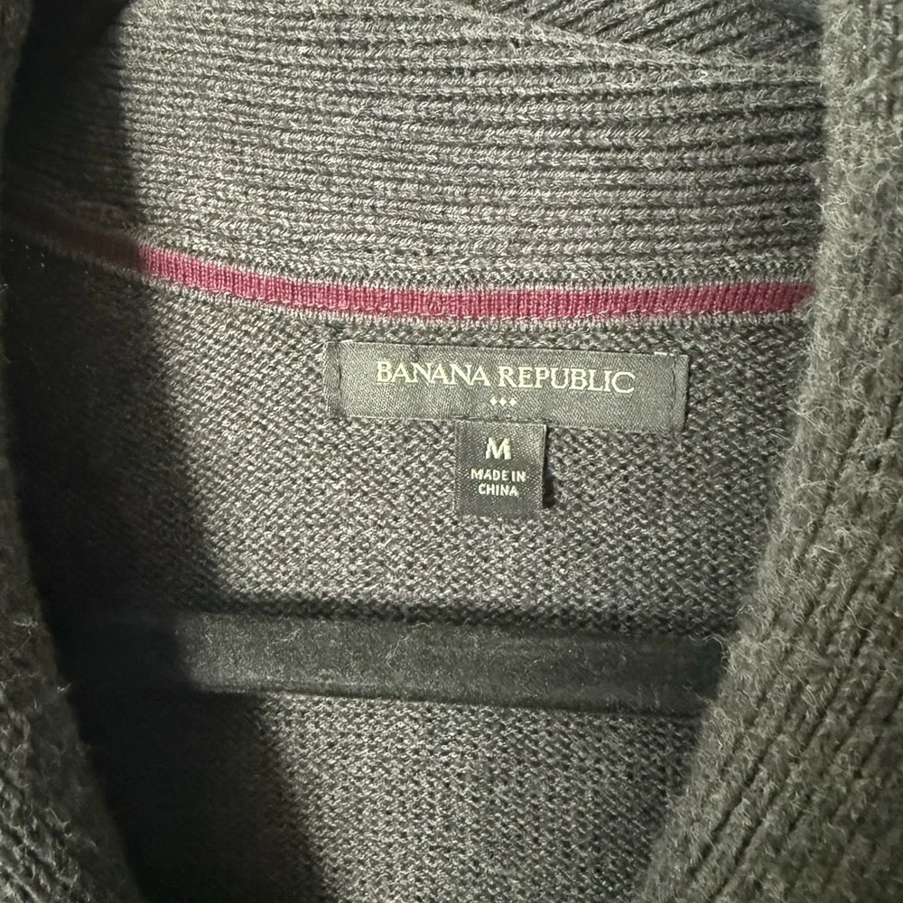 Banana Republic Men's Charcoal Gray Shawl-Collar Cardigan Sweater - Medium